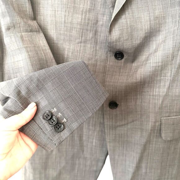 BANANA REPUBLIC Tailored Fit Plaid Grey Wool Suit 42L - Picture 7 of 8
